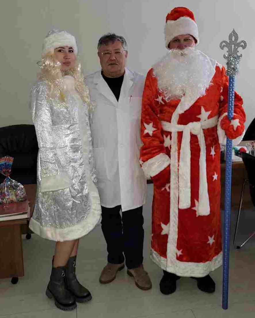 Новогоднее поздравление с Дедом Морозом и Снегурочкой
